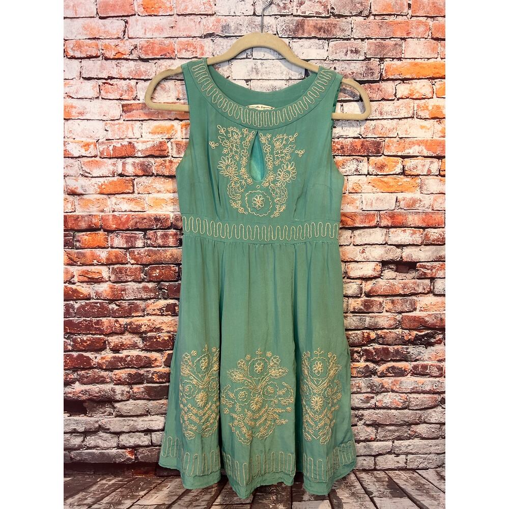 Nanette Lepore green silk cream embroidered sleeveless dress women's size 2